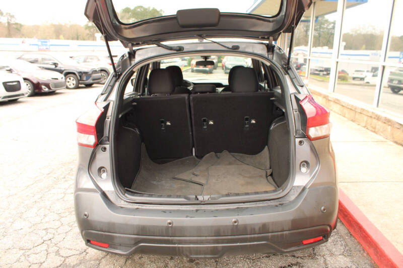 2020 Nissan Kicks S