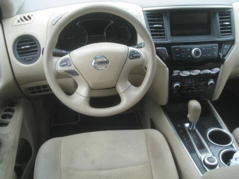 2014 Nissan Pathfinder S