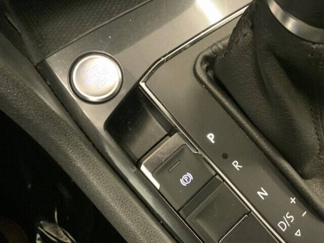 2018 Volkswagen Tiguan 2.0T SEL