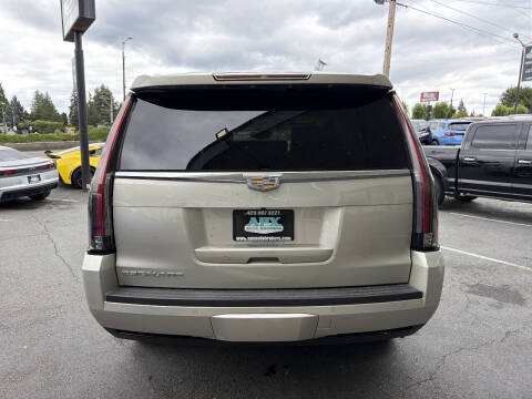 2016 Cadillac Escalade Platinum