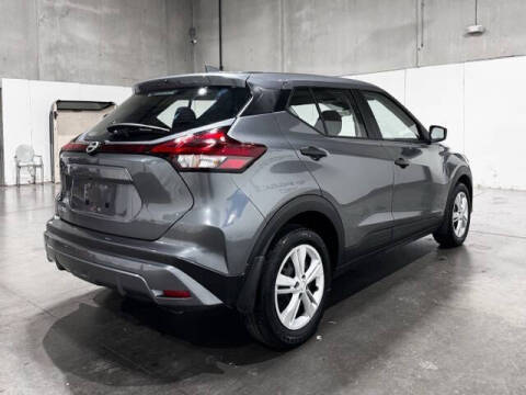 2024 Nissan Kicks S