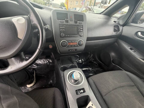 2013 Nissan LEAF S