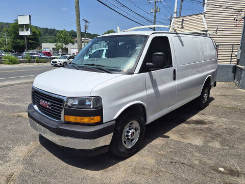 2017 GMC Savana 2500