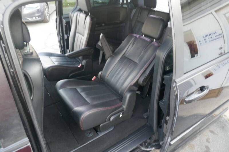 2016 Dodge Grand Caravan R/T