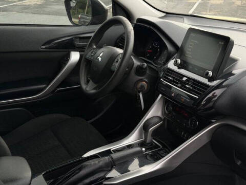 2022 Mitsubishi Eclipse Cross LE