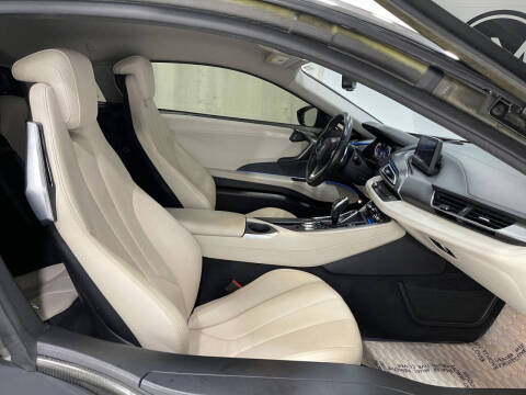 2015 BMW i8