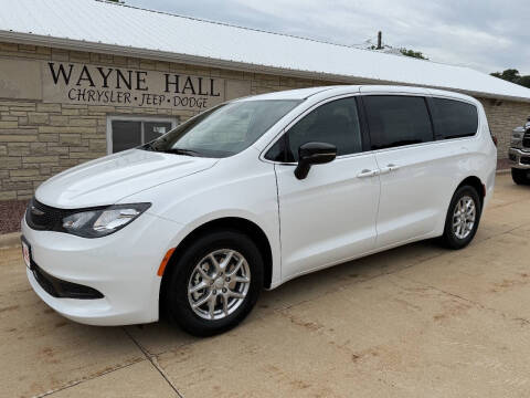 2027 Chrysler Pacifica LX
