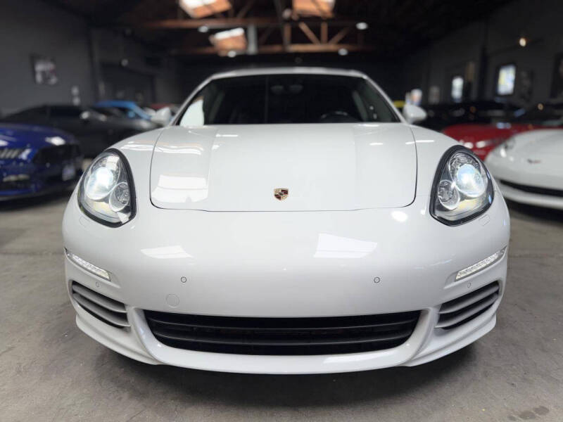 2014 Porsche Panamera 4