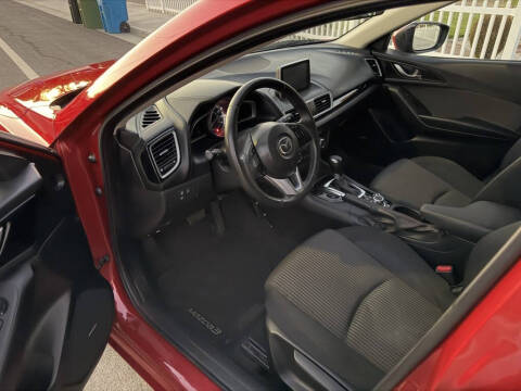 2015 Mazda MAZDA3 i Touring