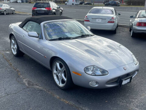 2001 Jaguar XKR