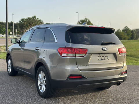 2017 Kia Sorento LX