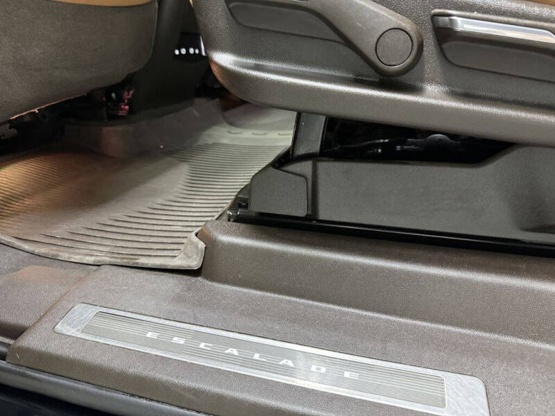 2021 Cadillac Escalade ESV Sport