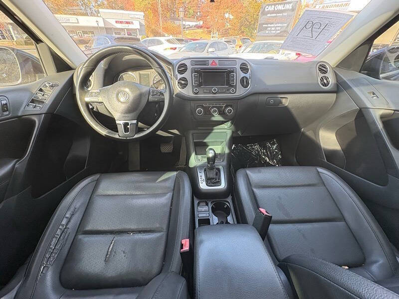 2011 Volkswagen Tiguan SEL