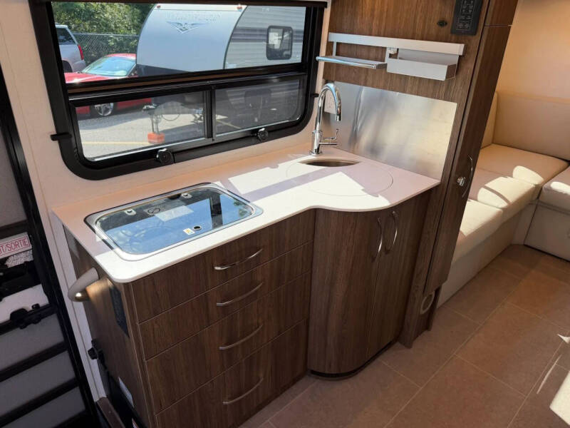 2024 Mercedes-Benz Sprinter