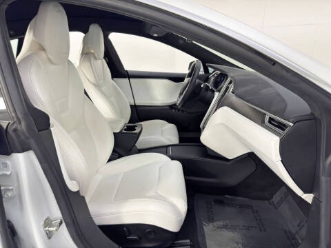 2017 Tesla Model S 90D