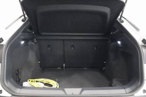 2022 Volkswagen ID.4 Pro