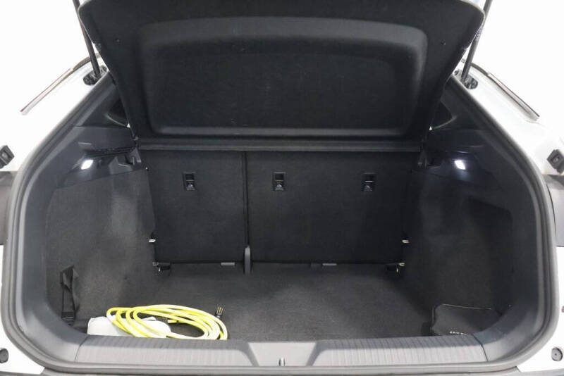 2022 Volkswagen ID.4 Pro