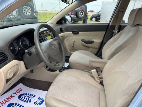 2011 Hyundai Accent GLS