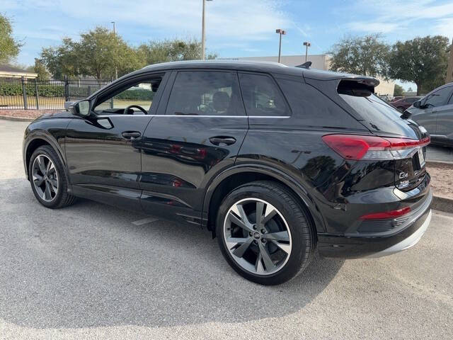 2022 Audi Q4 e-tron 6