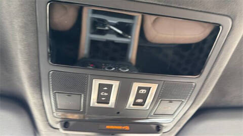 2025 Land Rover Defender 110 P400 X