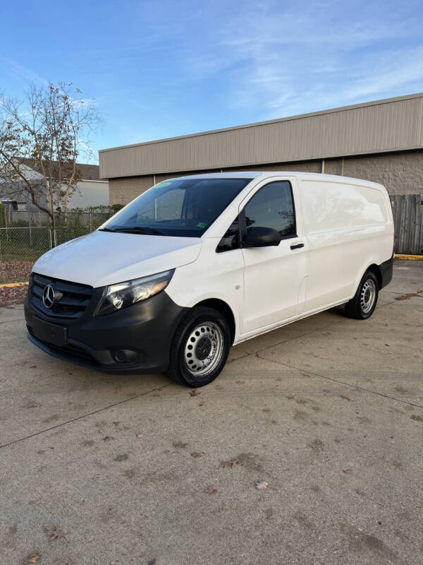 2016 Mercedes-Benz Metris Cargo Van Base