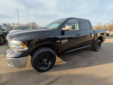 2019 RAM 1500 Classic SLT