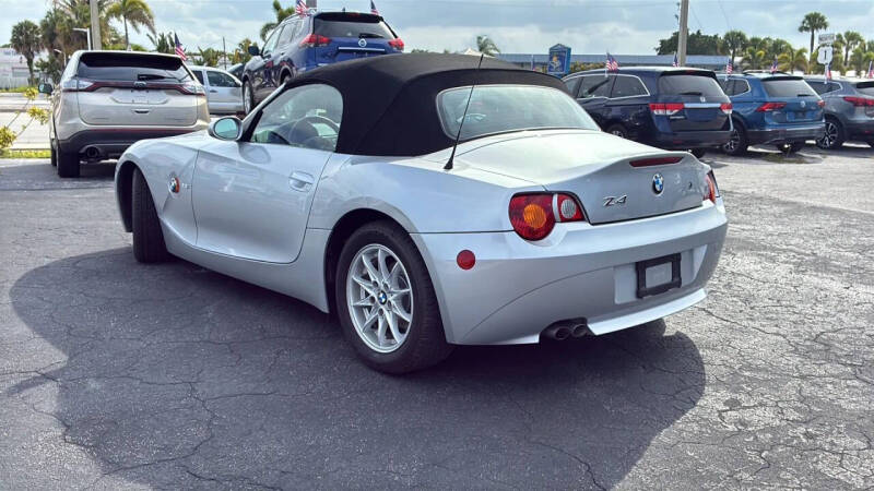 2003 BMW Z4 2.5i