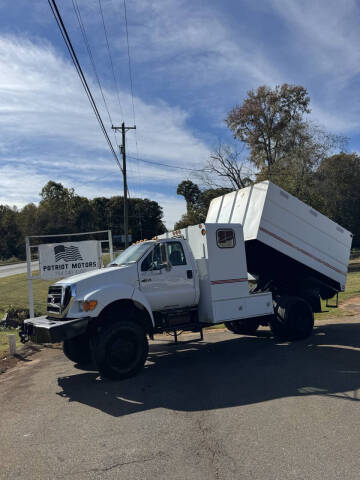 2005 Ford F-750 Super Duty