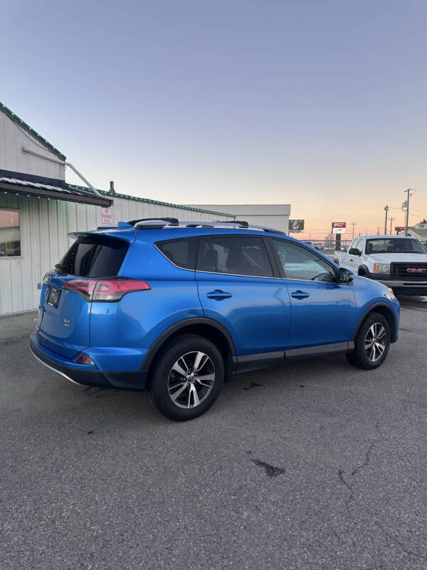 2016 Toyota RAV4 XLE