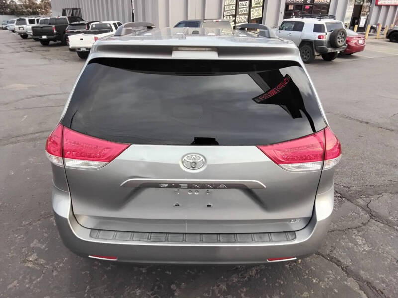 2011 Toyota Sienna