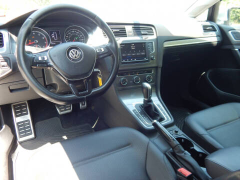 2017 Volkswagen Golf Alltrack