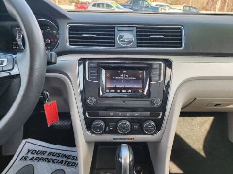 2017 Volkswagen Passat 1.8T S