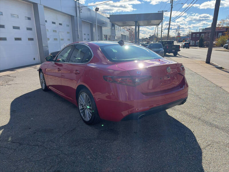2017 Alfa Romeo Giulia Ti