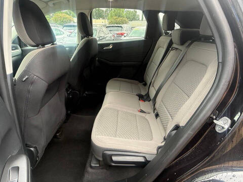 2021 Ford Escape SE