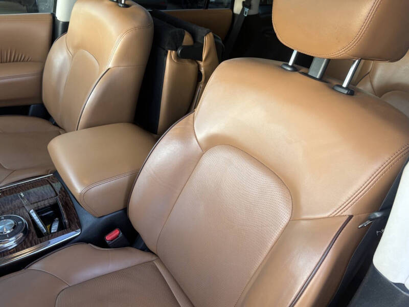 2017 Nissan Armada Platinum