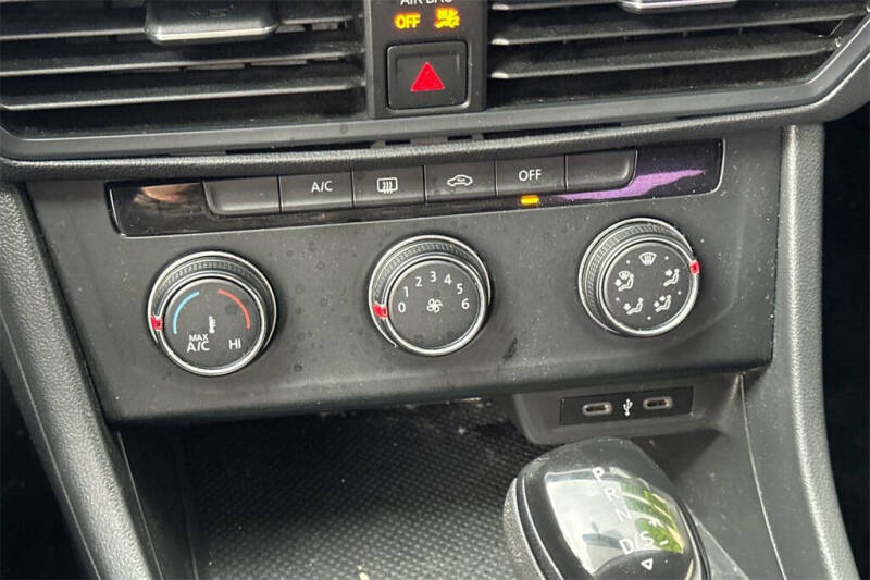 2022 Volkswagen Jetta S