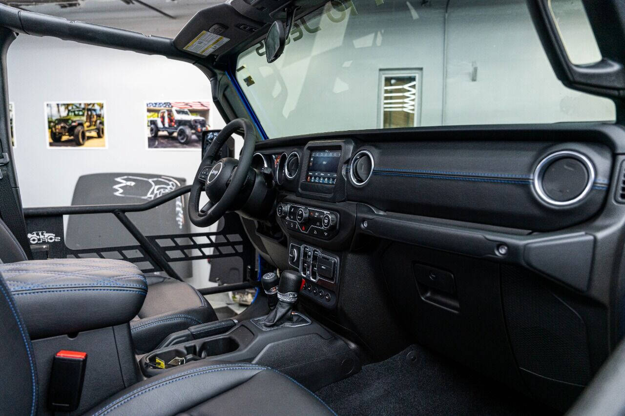 2023 JEEP Gladiator Pickup - $68,999