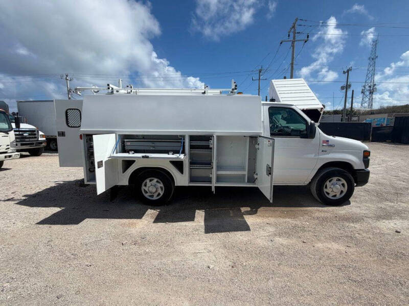 2012 Ford E-Series
