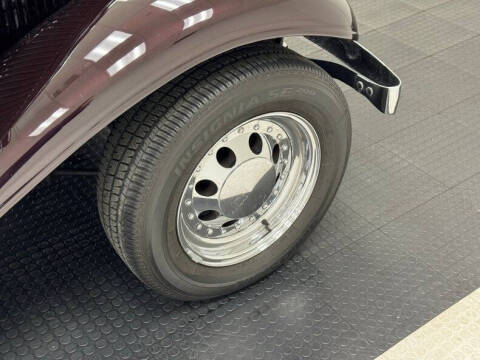 1932 Plymouth Deluxe