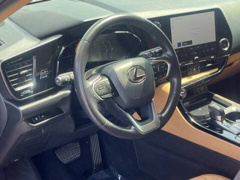 2025 Lexus NX 250