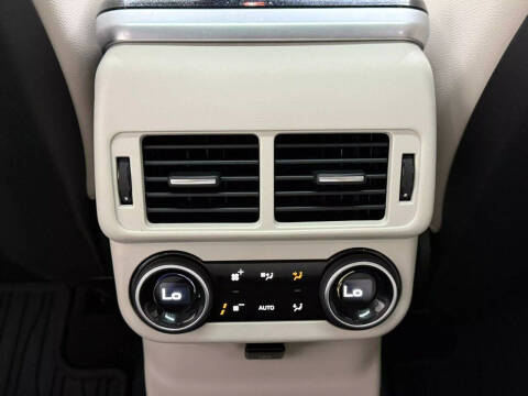 2018 Land Rover Range Rover Velar P380 R-Dynamic SE