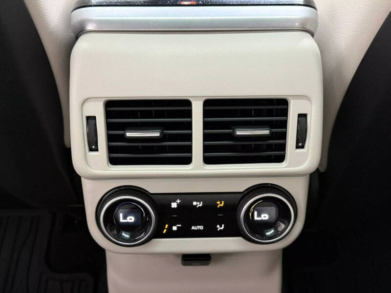 2018 Land Rover Range Rover Velar P380 R-Dynamic SE