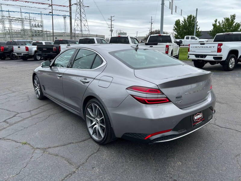 2022 Genesis G70