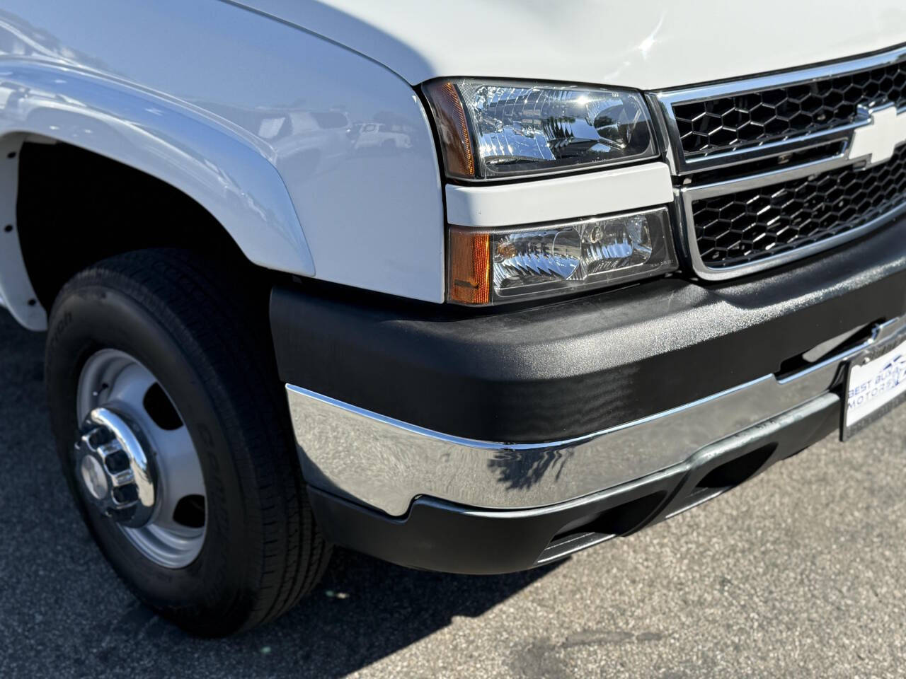 2006 Chevrolet Silverado 3500 for sale at Best Buy Motors in Signal Hill, CA