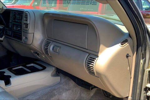2000 Cadillac Escalade