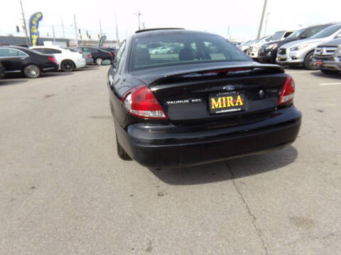 2004 Ford Taurus SEL