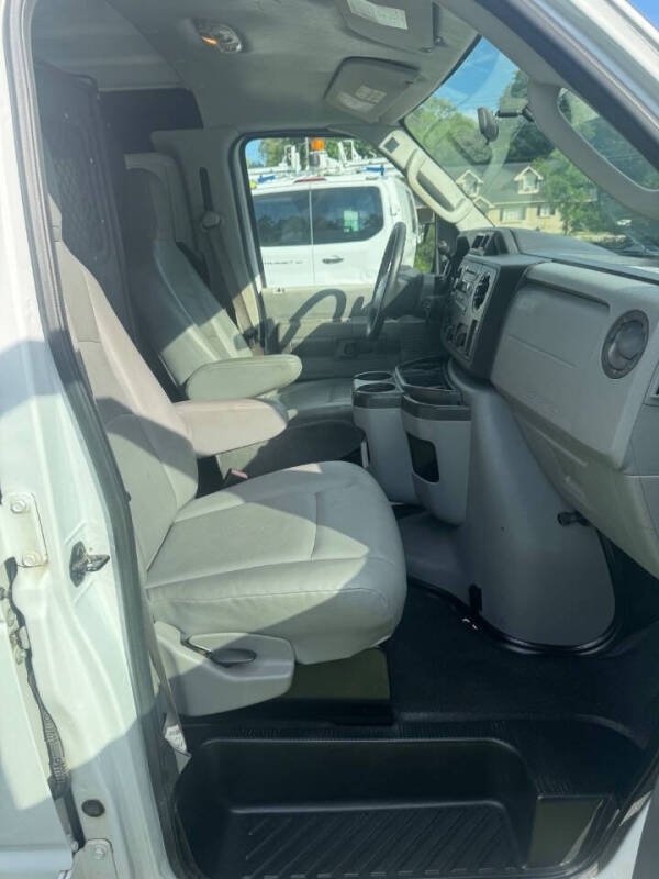 2013 Ford E-Series