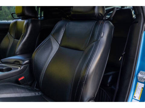 2015 Dodge Challenger SXT Plus