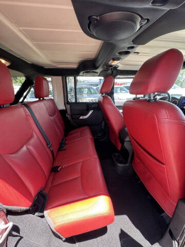 2014 Jeep Wrangler Unlimited Sahara