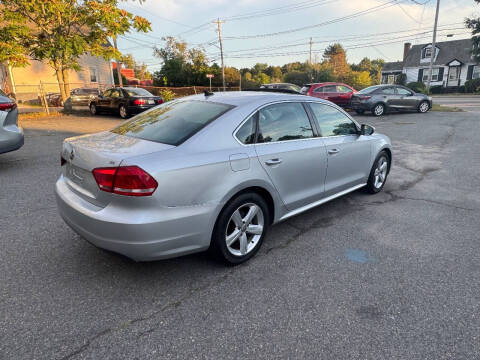 2012 Volkswagen Passat SE PZEV